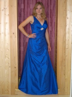 Abendkleid 25-343, blau,
mit Link auf Abendkleider im Shop.
